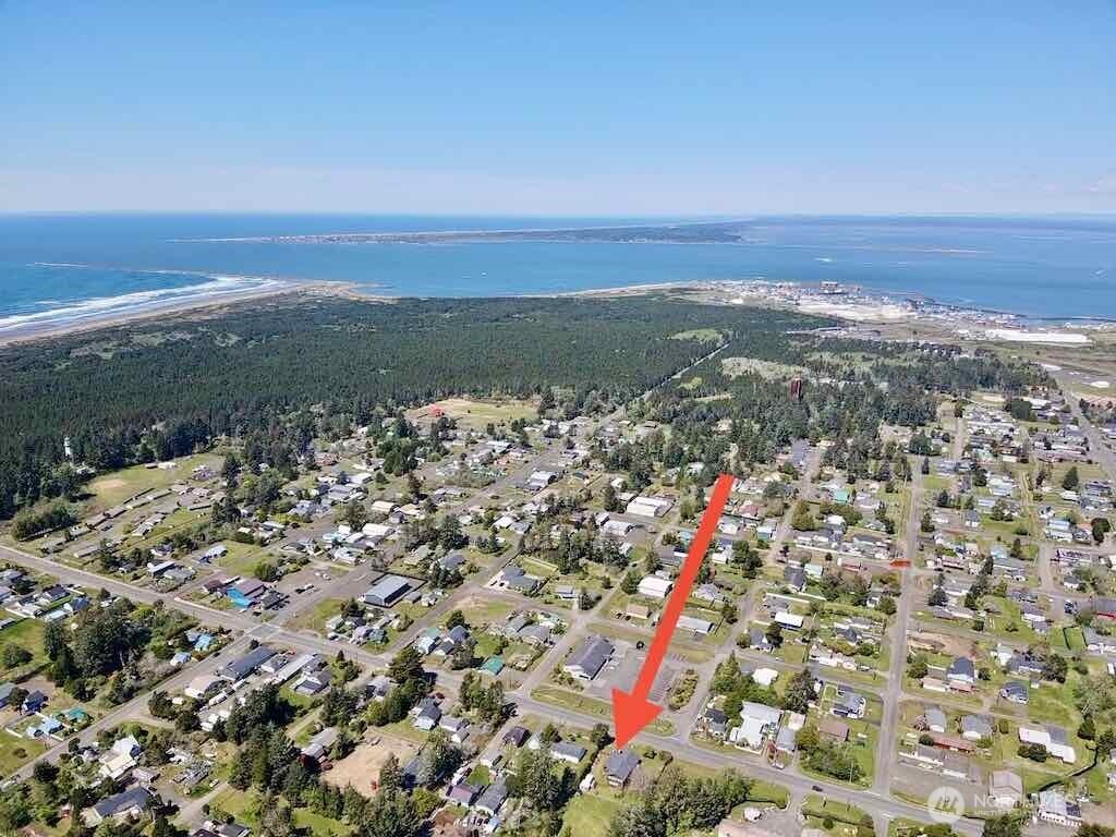 401 W Ocean Avenue Property Photo 38
