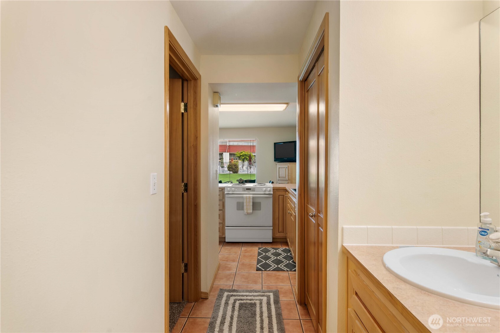 8903 Crescent Bar Road 155 Property Photo 15