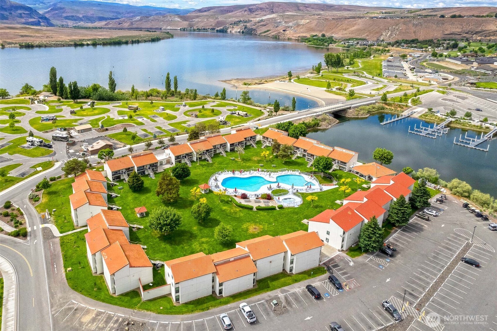 8903 Crescent Bar Road 155 Property Photo 25