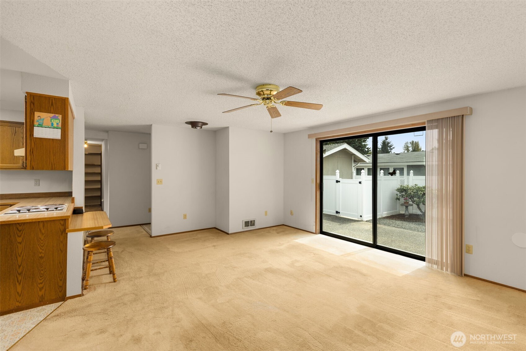24124 8th Place Property Photo 14