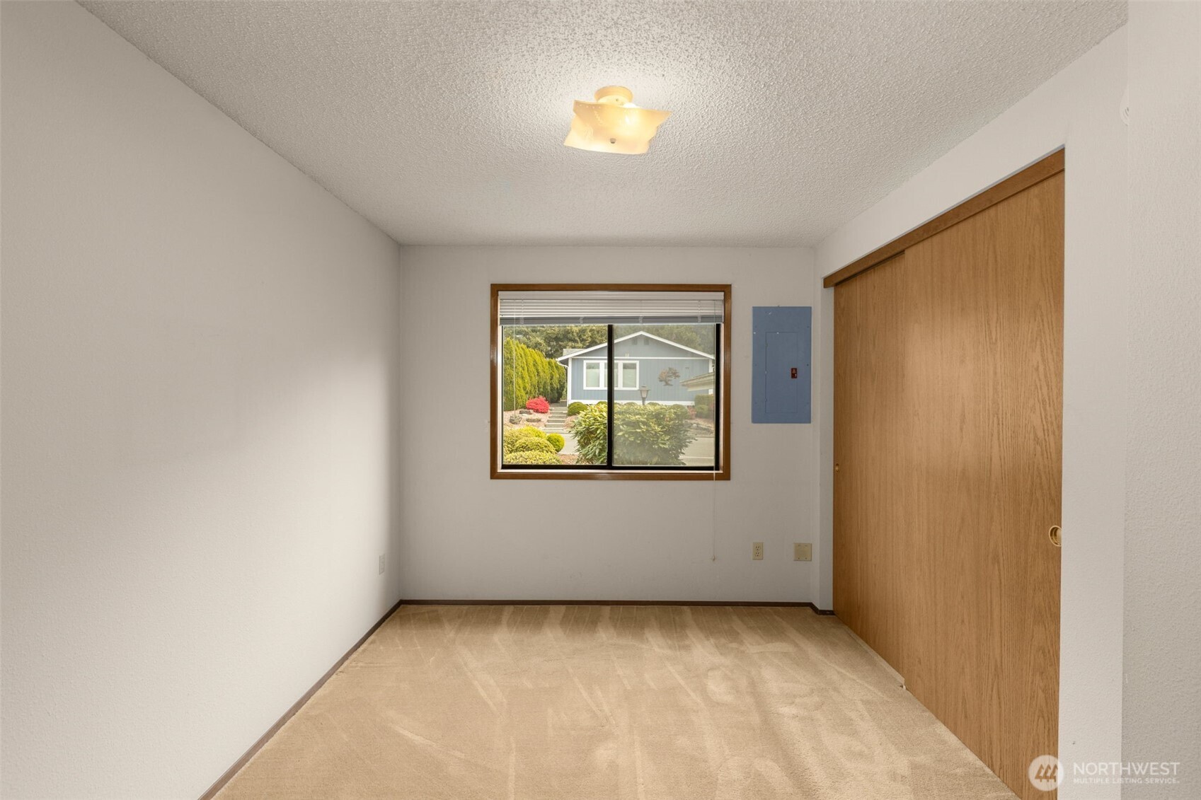 24124 8th Place Property Photo 23