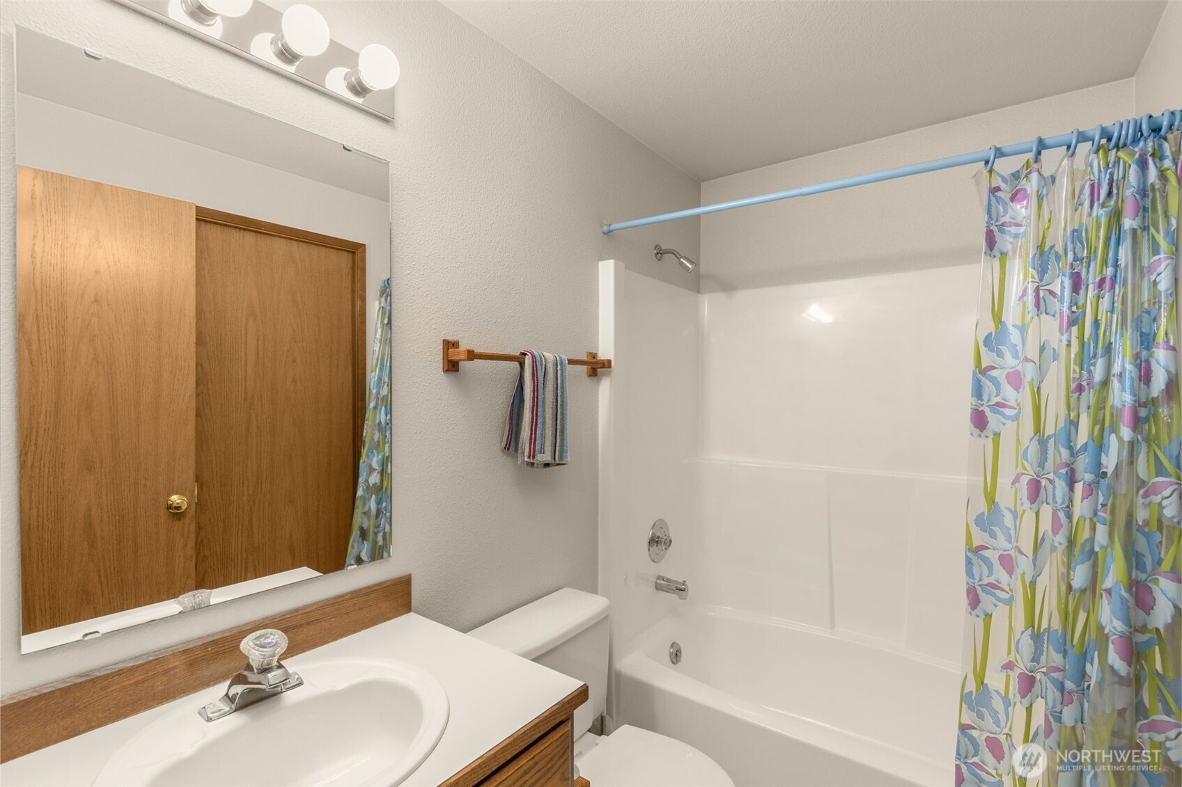 24124 8th Place Property Photo 25