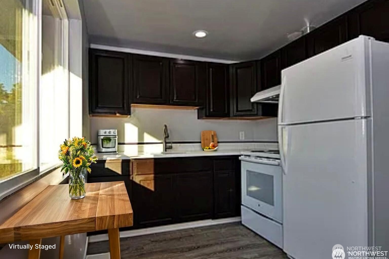 3703 S Manitou Property Photo 2