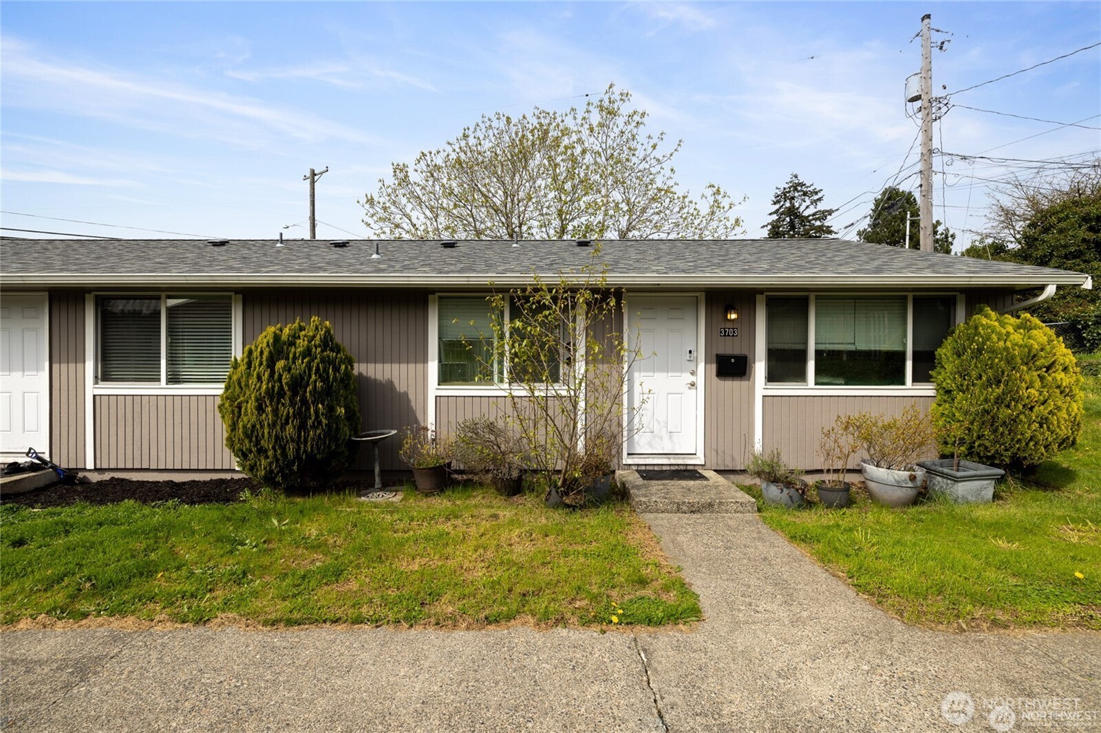 3703 S Manitou Property Photo 16