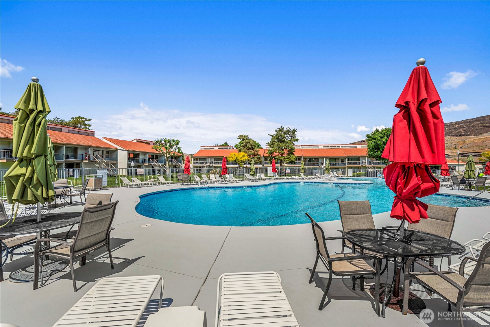 8903 Crescent Bar Road 153 Property Photo 19