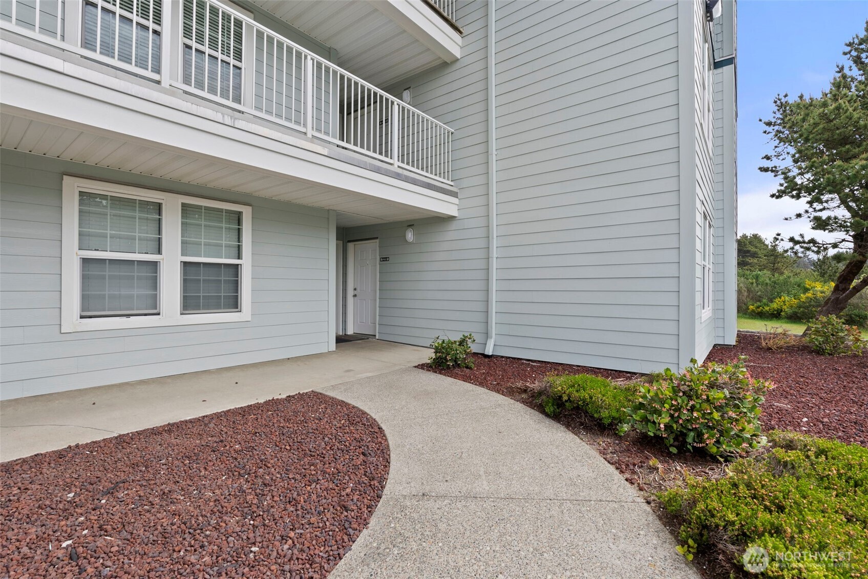 1600 W Ocean Avenue 1219 Property Photo 4