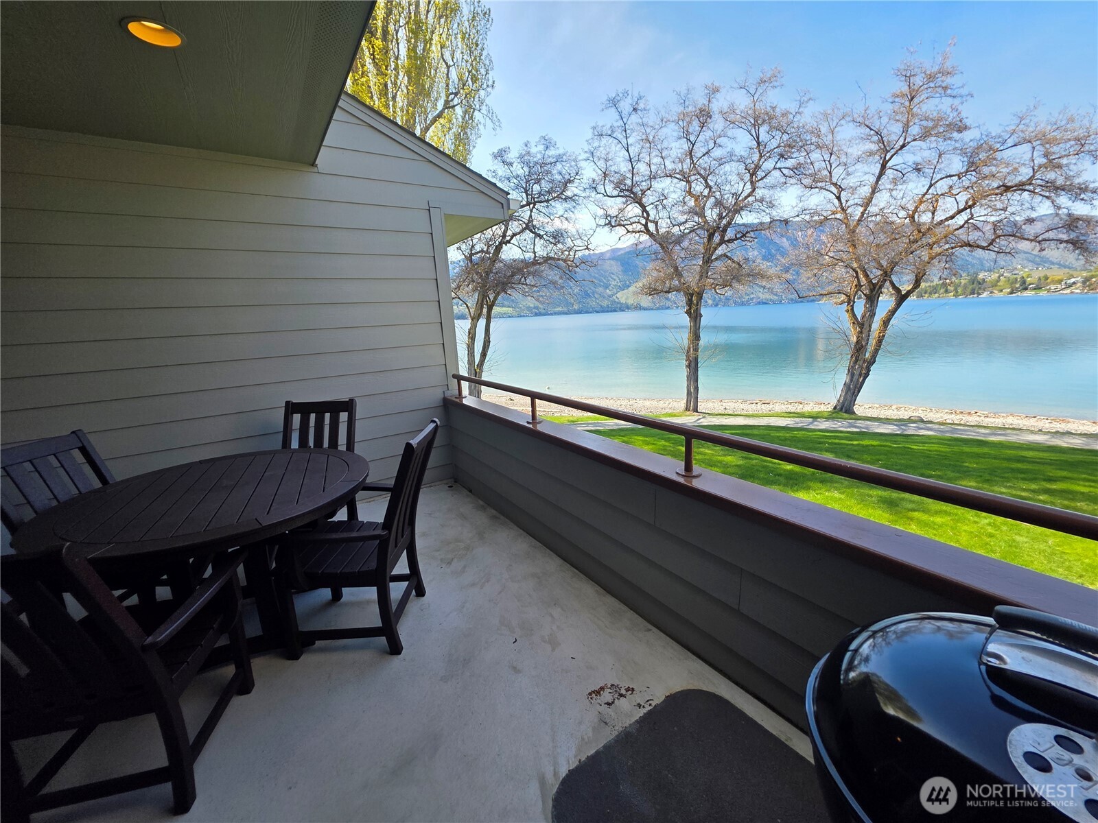 1 Beach 593-l Property Photo 14