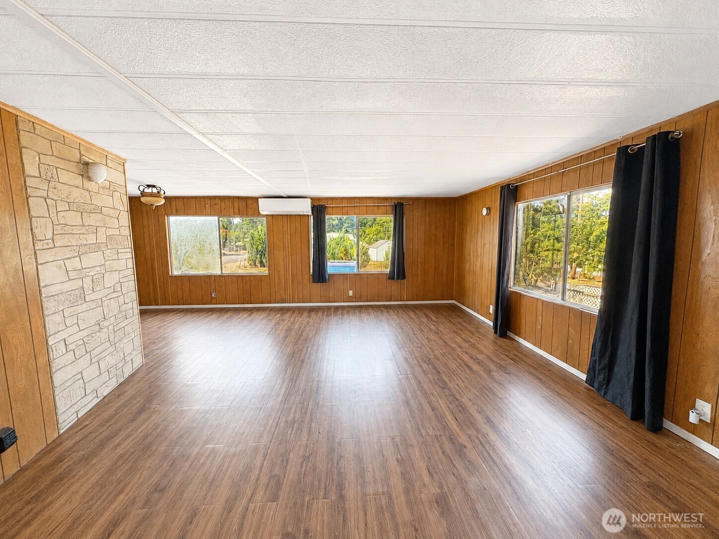 1824 Hay Street Property Photo 6