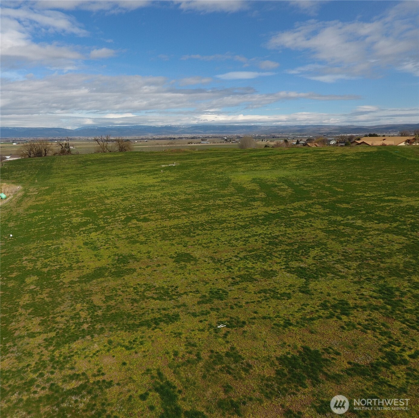 1201 Orchard Road Property Photo 1