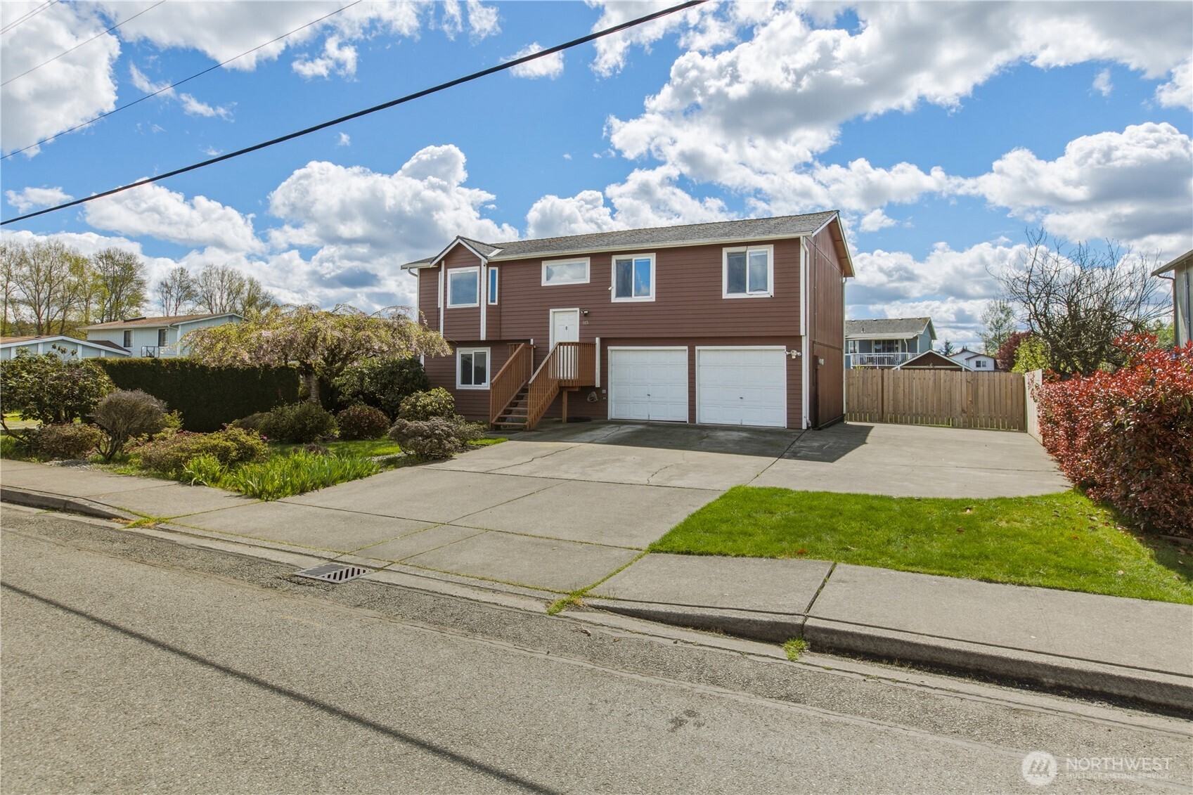 115 3rd Avenue Property Photo 2