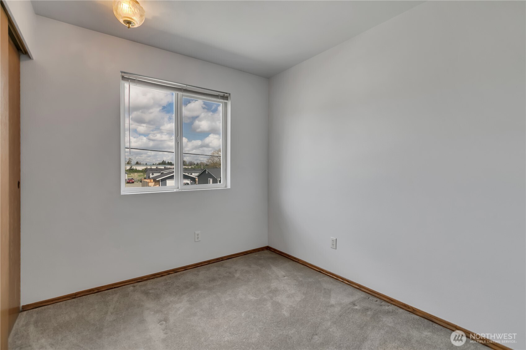 115 3rd Avenue Property Photo 18