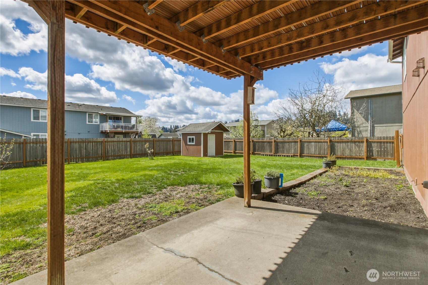 115 3rd Avenue Property Photo 21