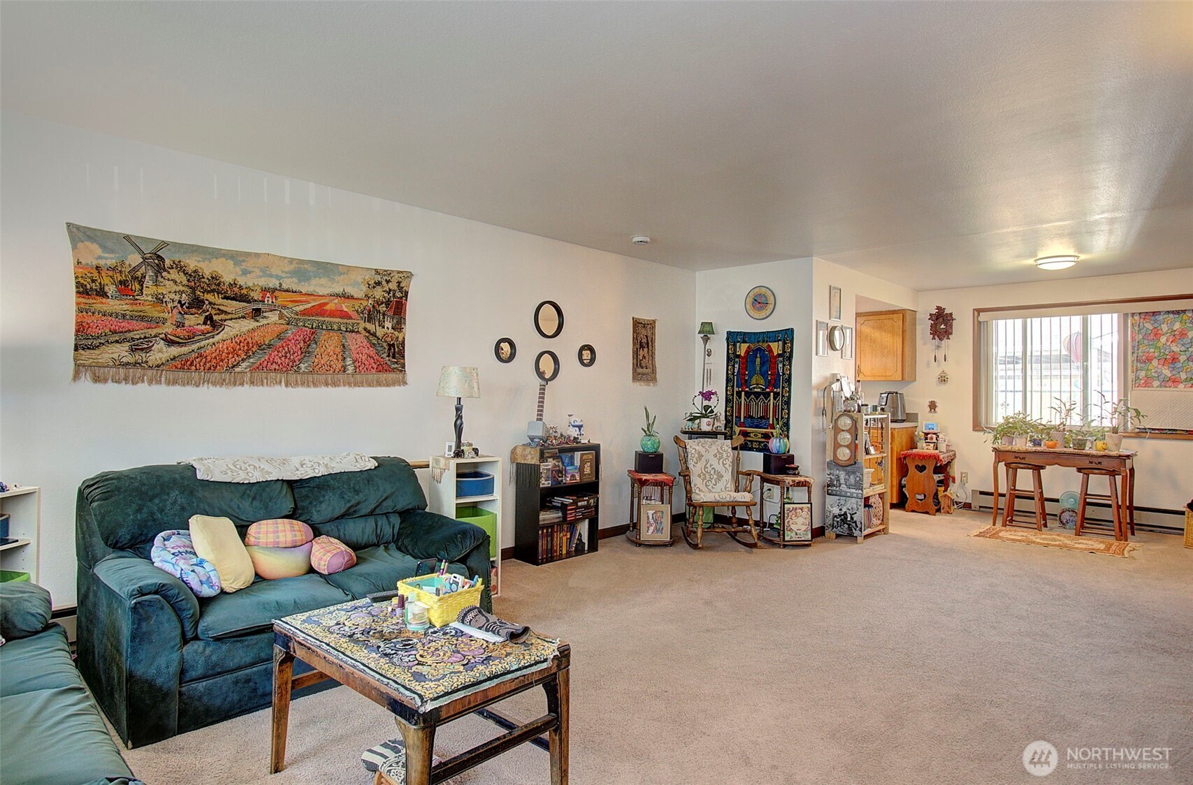 1807 & 1805 N Tower Avenue Property Photo 24