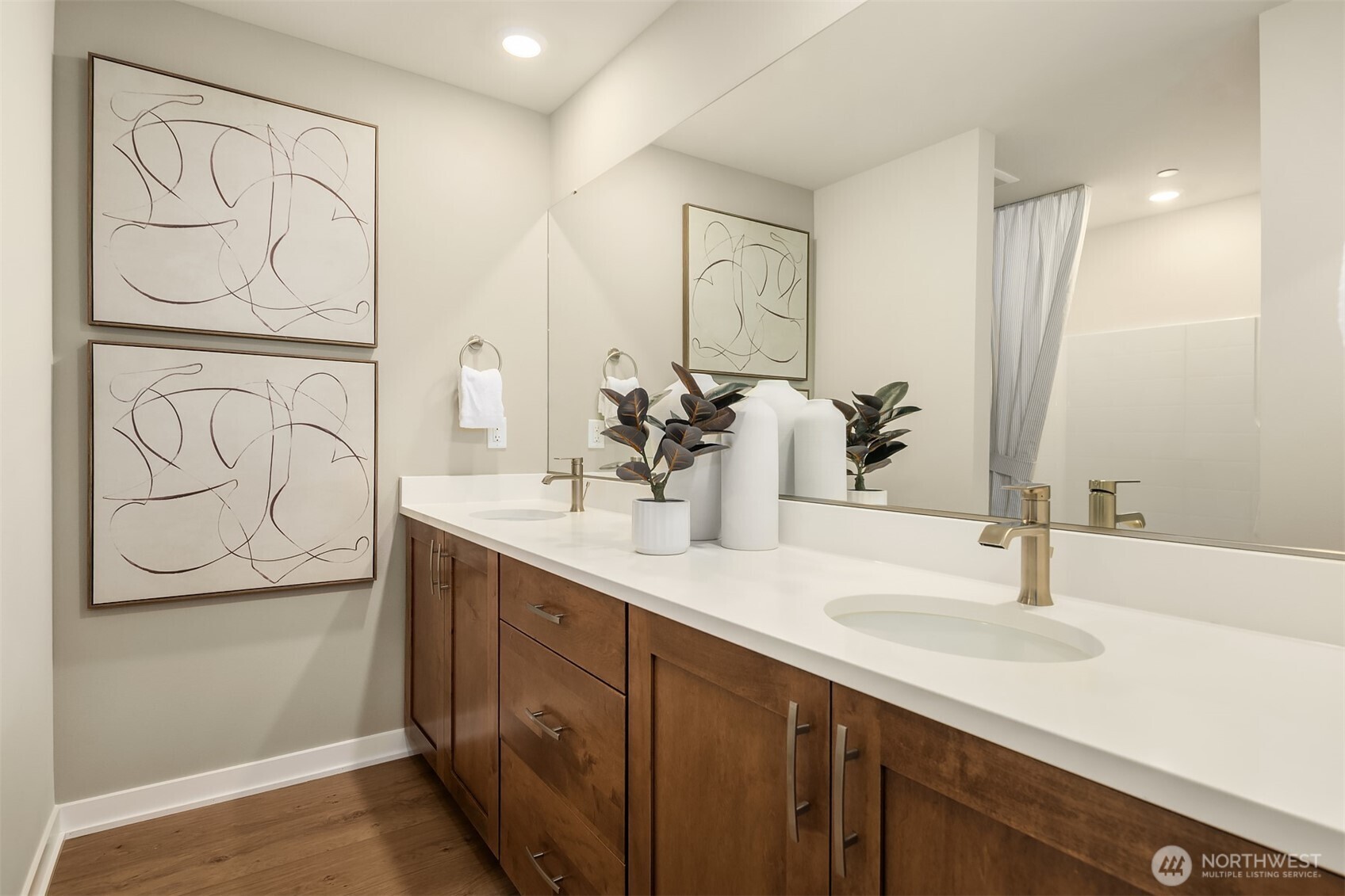 15951 26th Drive Property Photo 9