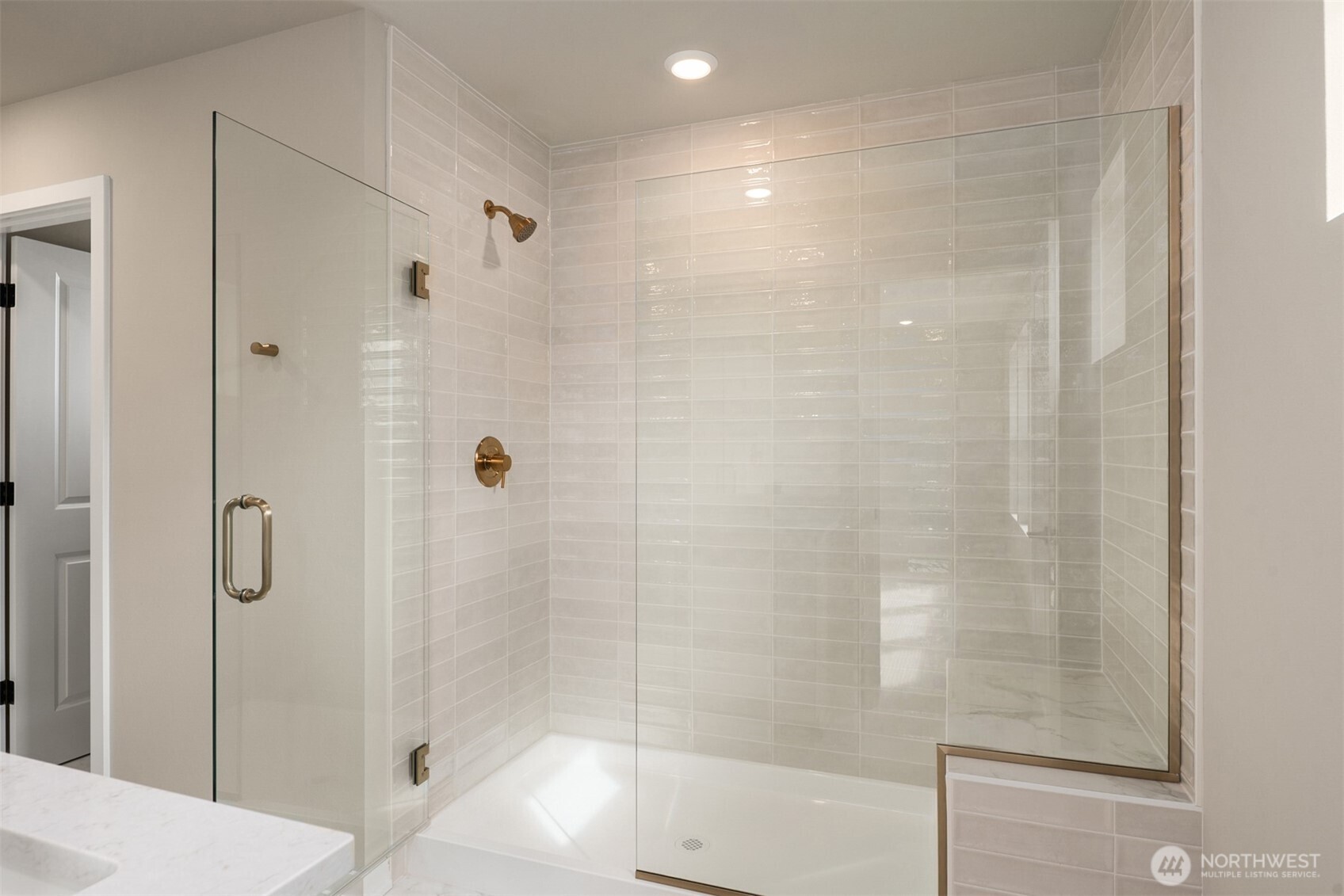 15951 26th Drive Property Photo 13