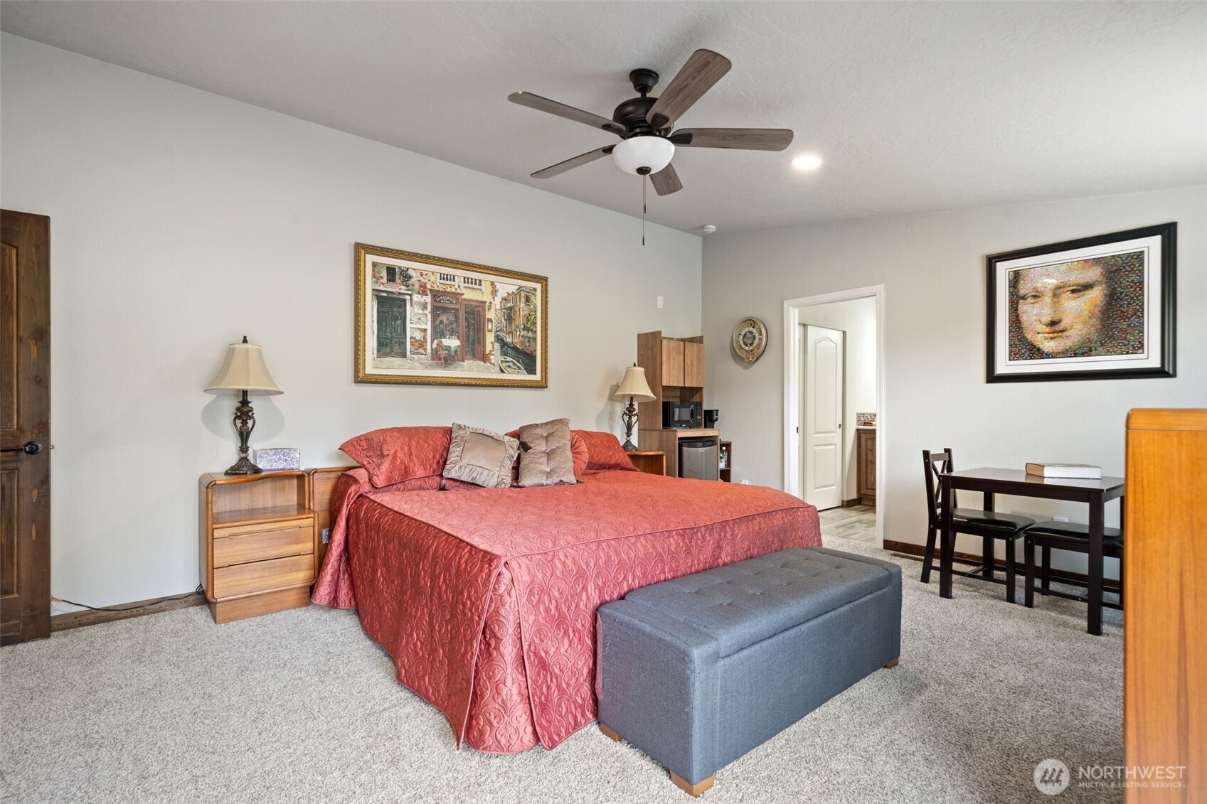 437 Nw Equestrian Drive Property Photo 5