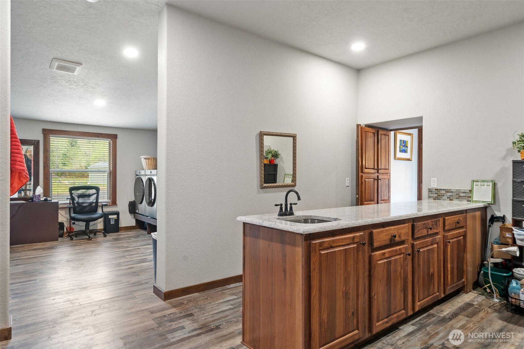 437 Nw Equestrian Drive Property Photo 15