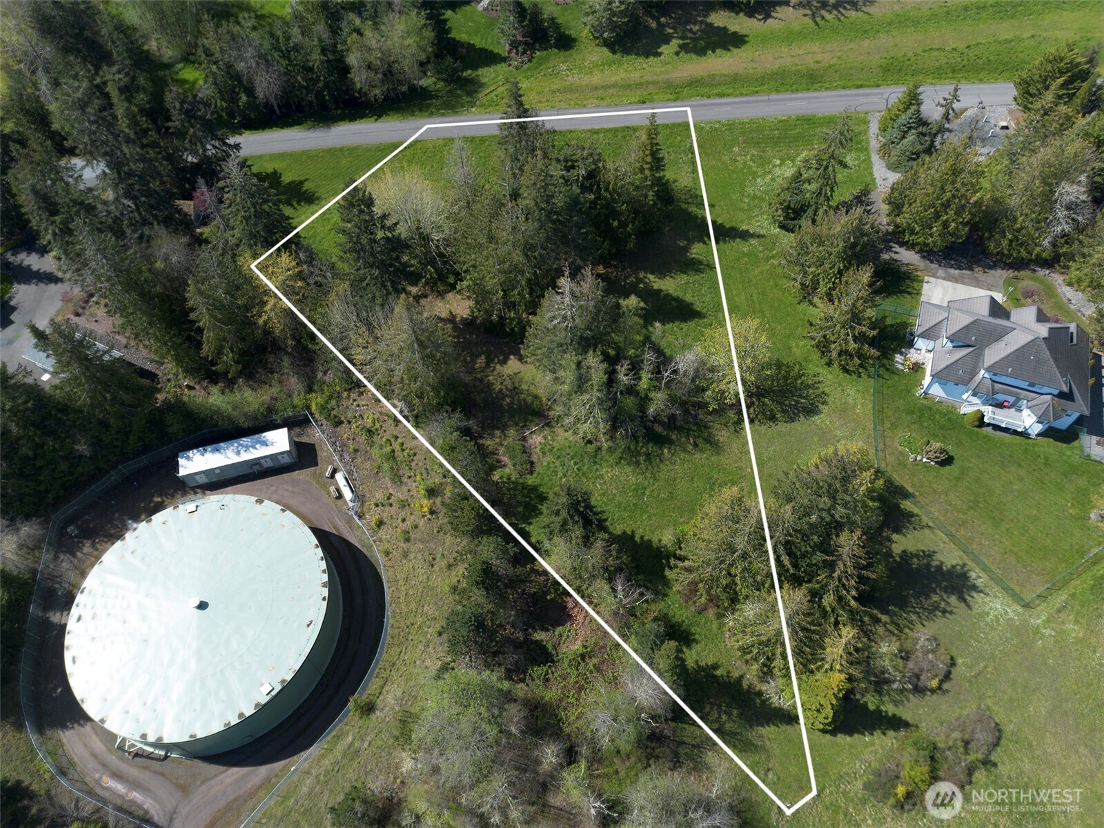 9999 Elks Pass Road Property Photo 6
