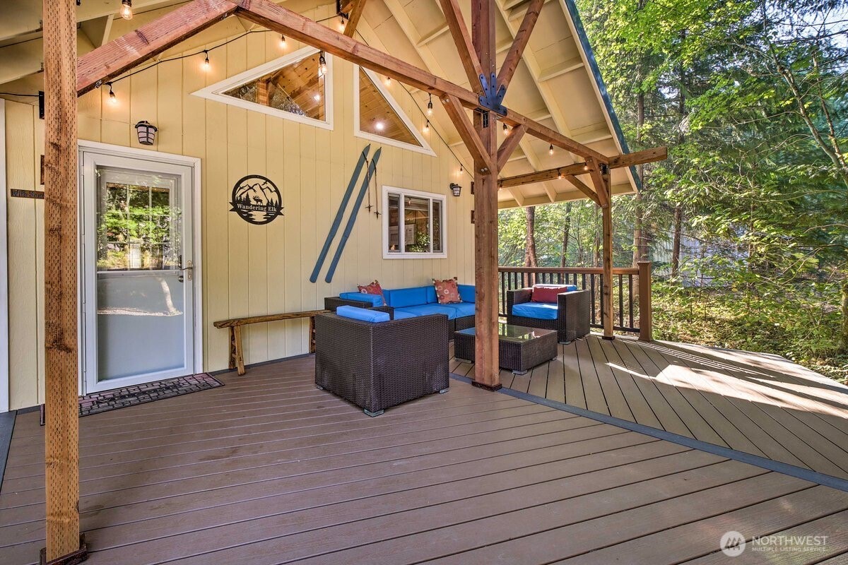 124 Aspen Lane Property Photo 1