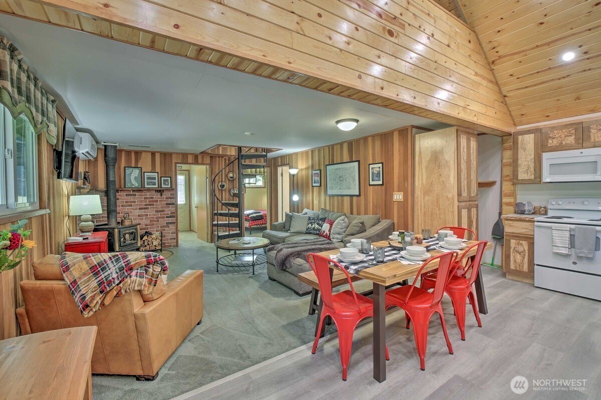 124 Aspen Lane Property Photo 6