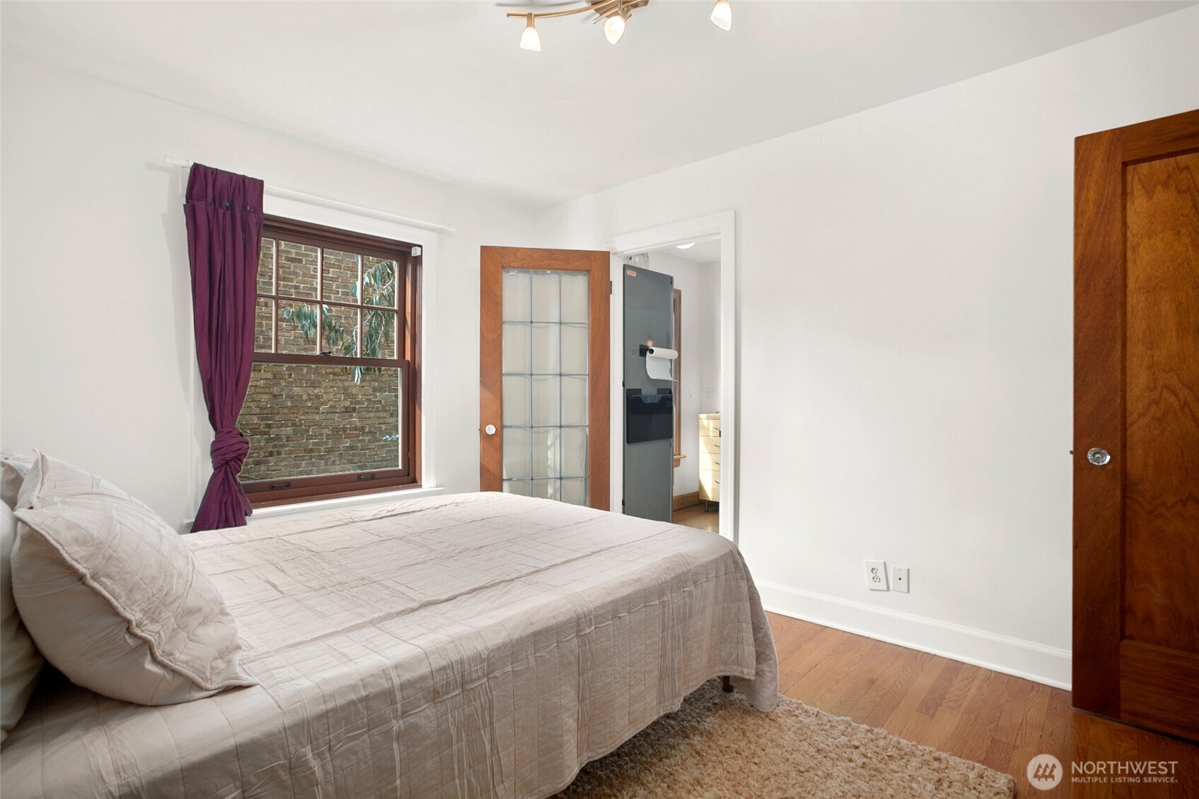 408 Bellevue Avenue 302 Property Photo 18