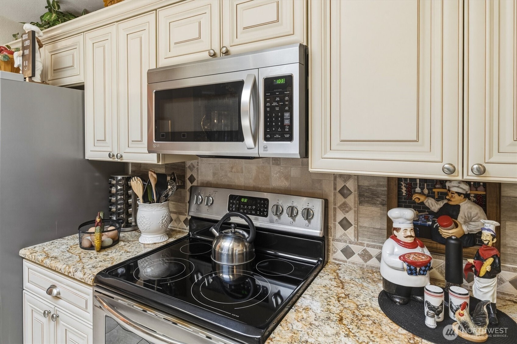 138 Twin Peaks Road Property Photo 11