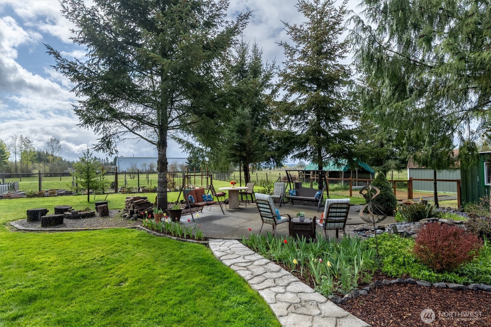138 Twin Peaks Road Property Photo 31