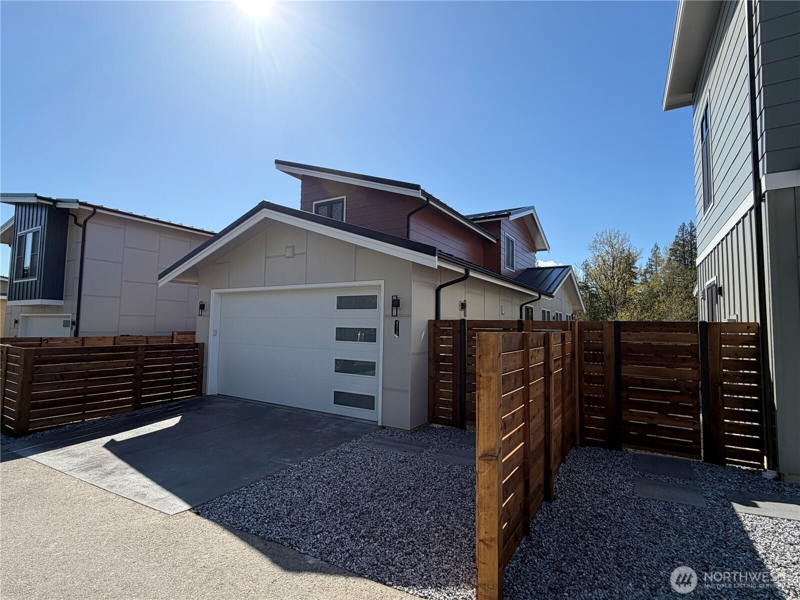 4312 Creston Way Property Photo 35