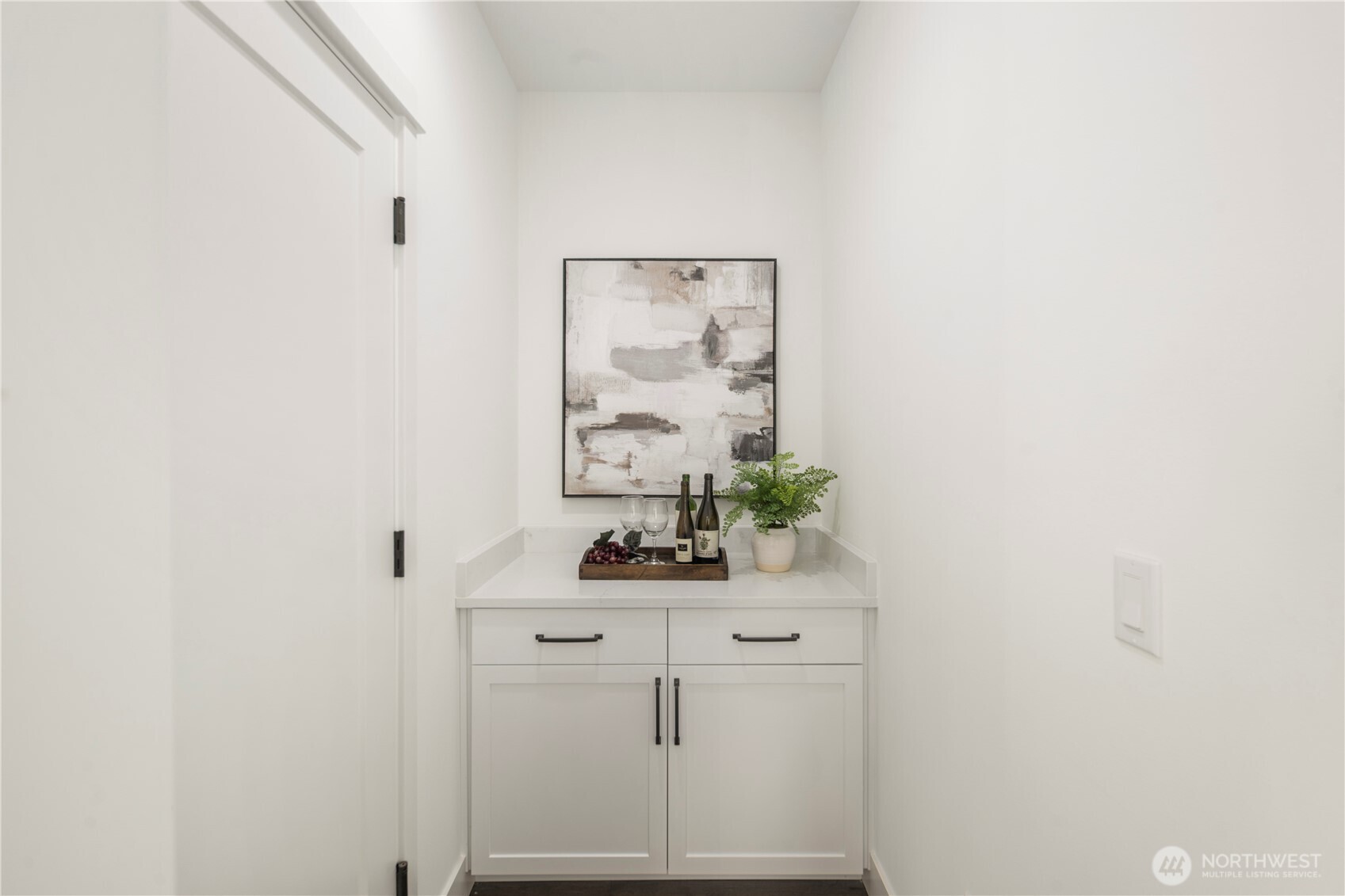 730 211th Place Property Photo 14