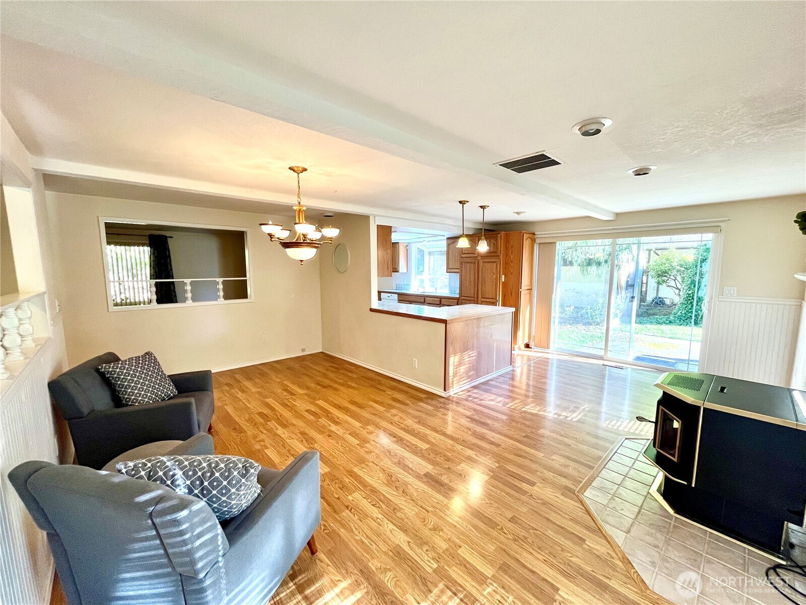 296 Dungeness Meadows Property Photo 10