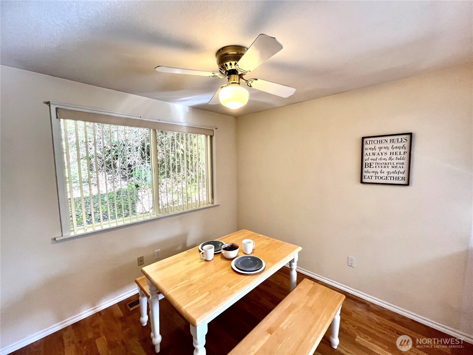 296 Dungeness Meadows Property Photo 15