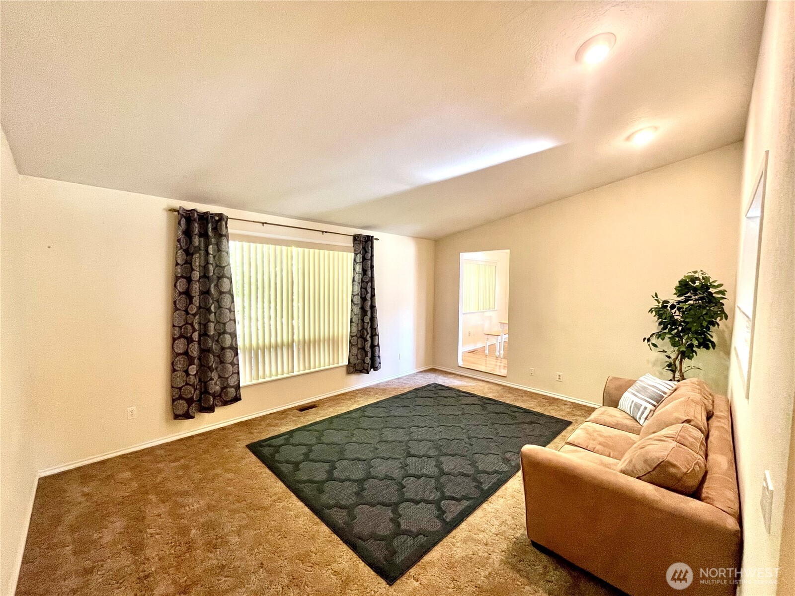 296 Dungeness Meadows Property Photo 16