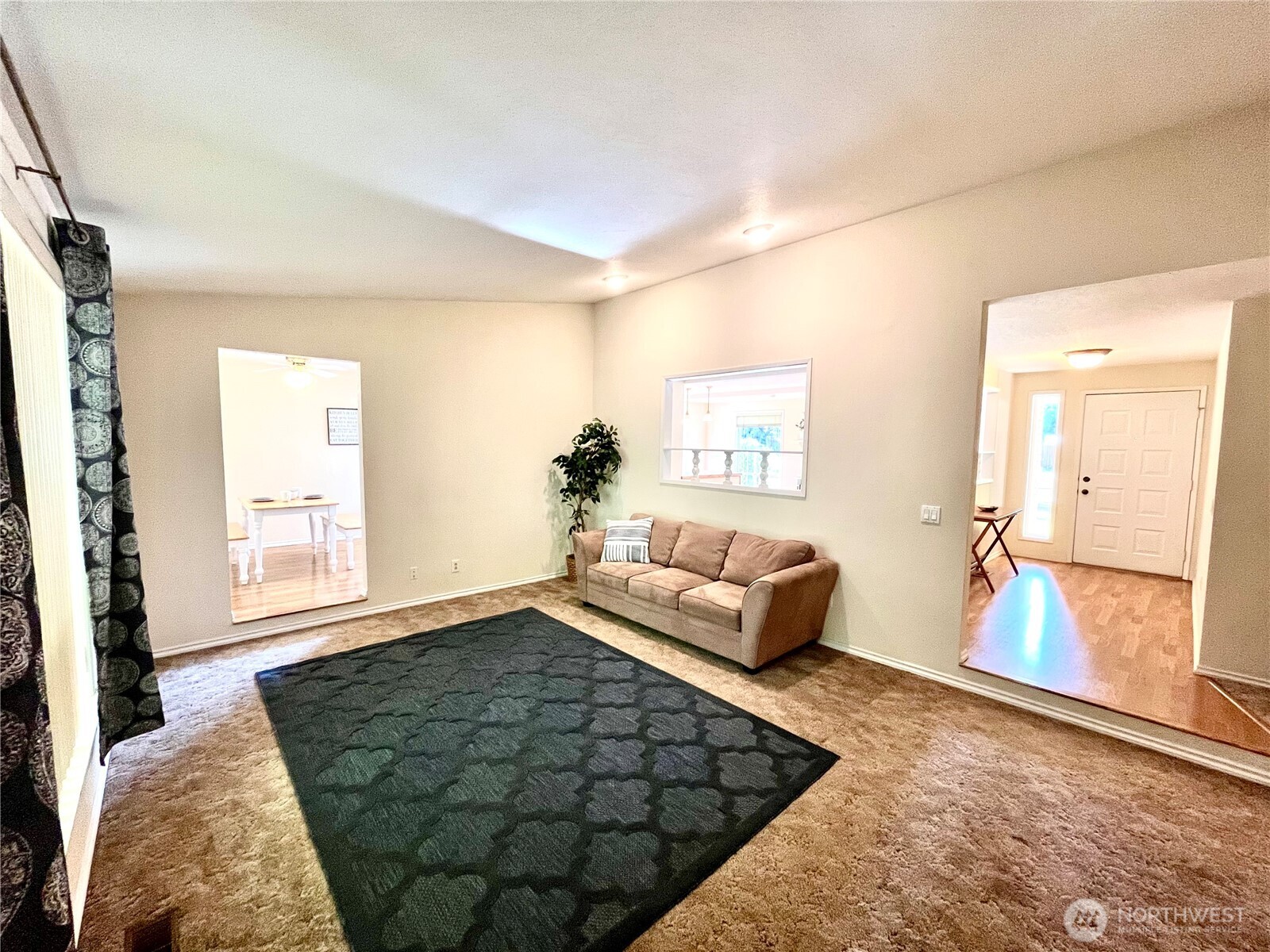 296 Dungeness Meadows Property Photo 17