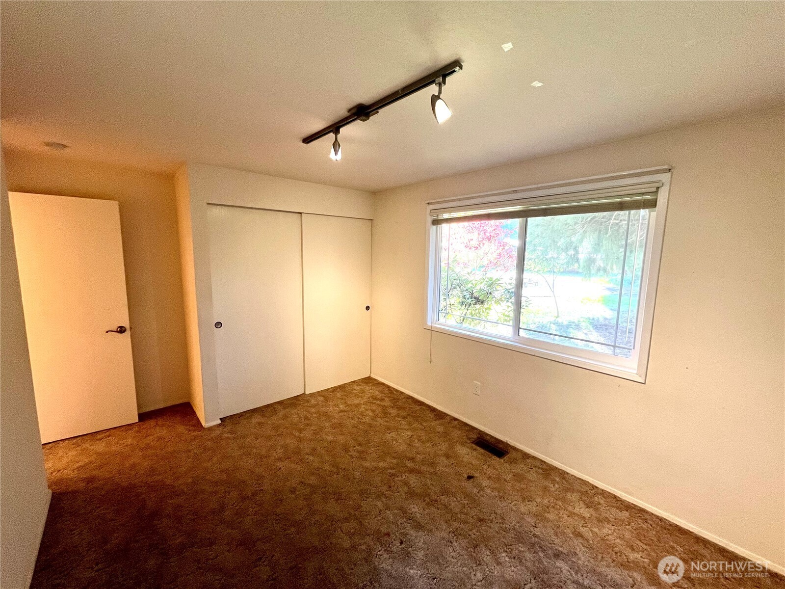 296 Dungeness Meadows Property Photo 23