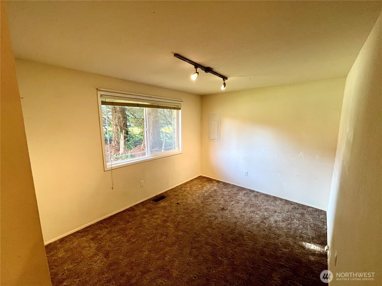 296 Dungeness Meadows Property Photo 24