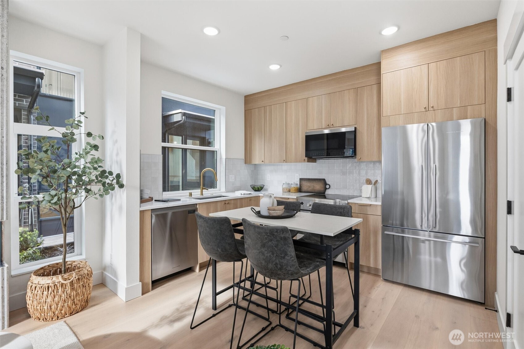 2014 Fairview Avenue D Property Photo 12