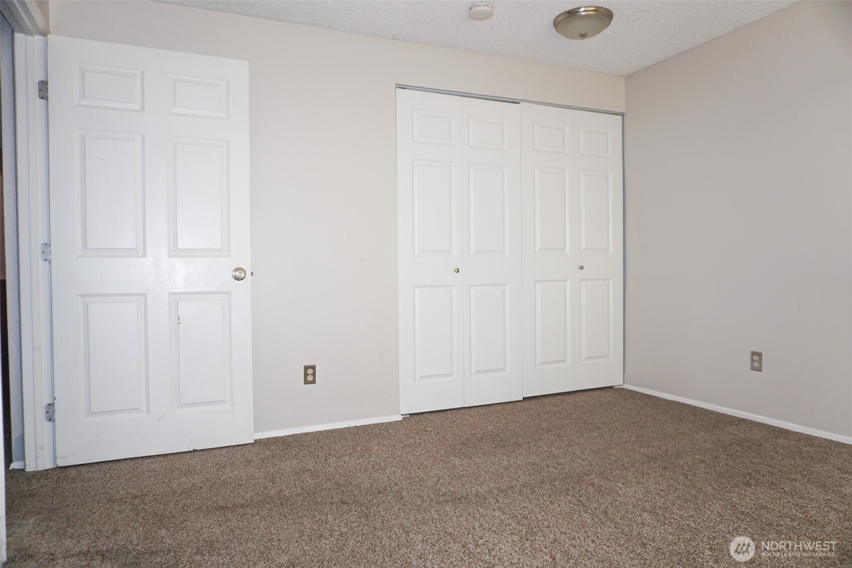 2001 11th Street Property Photo 8
