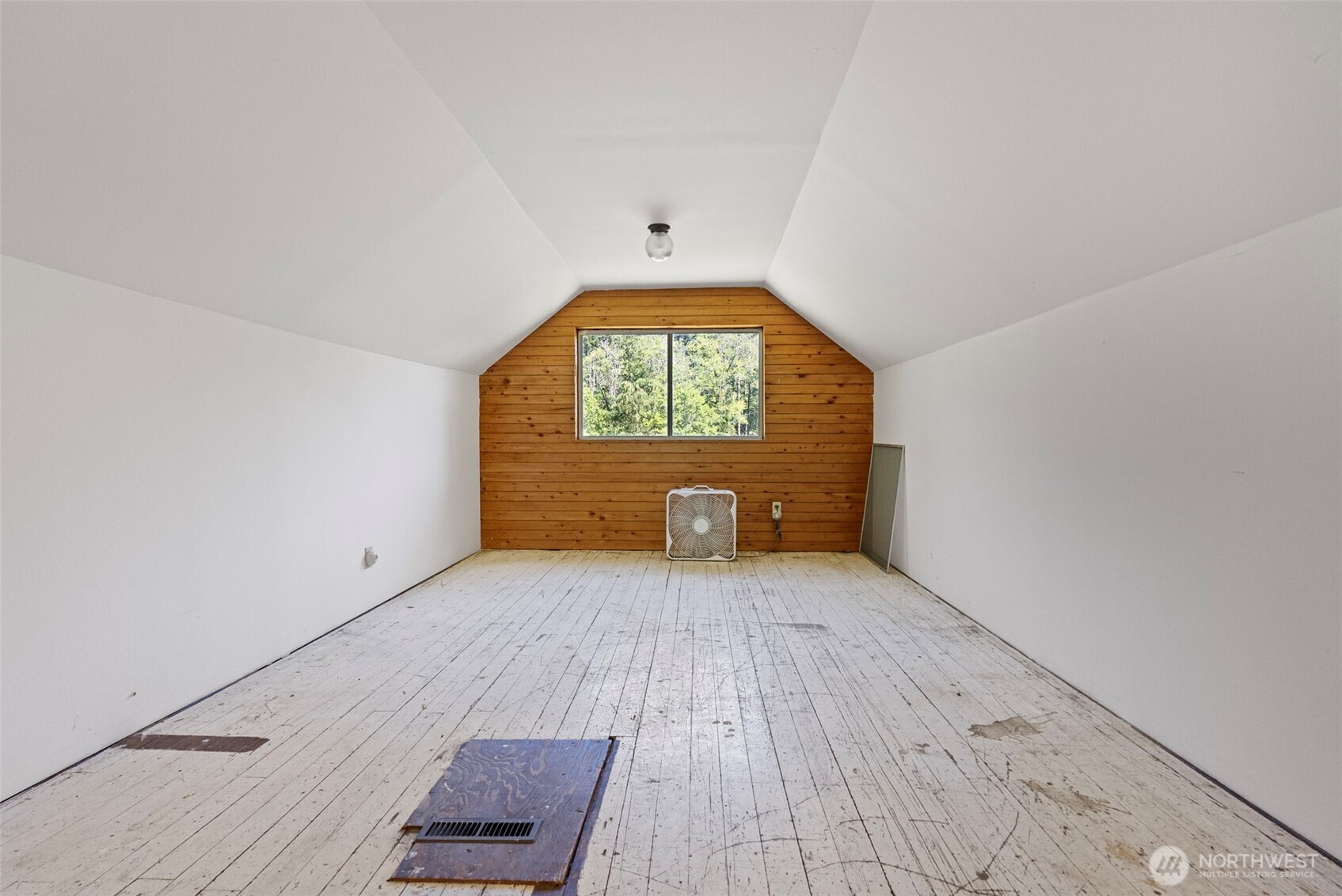 5119 38th Ave. Nw Property Photo 11