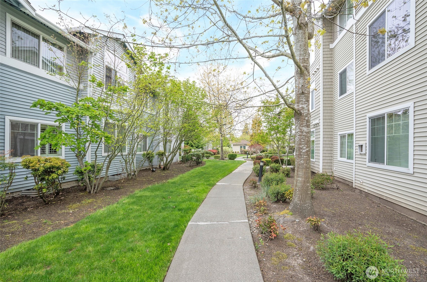 1207 63rd Street F-14 Property Photo 24