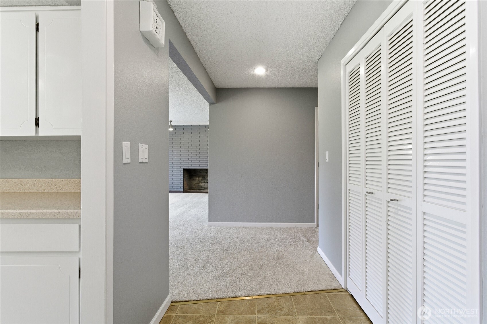 2100 Plaza Way 103 Property Photo 2