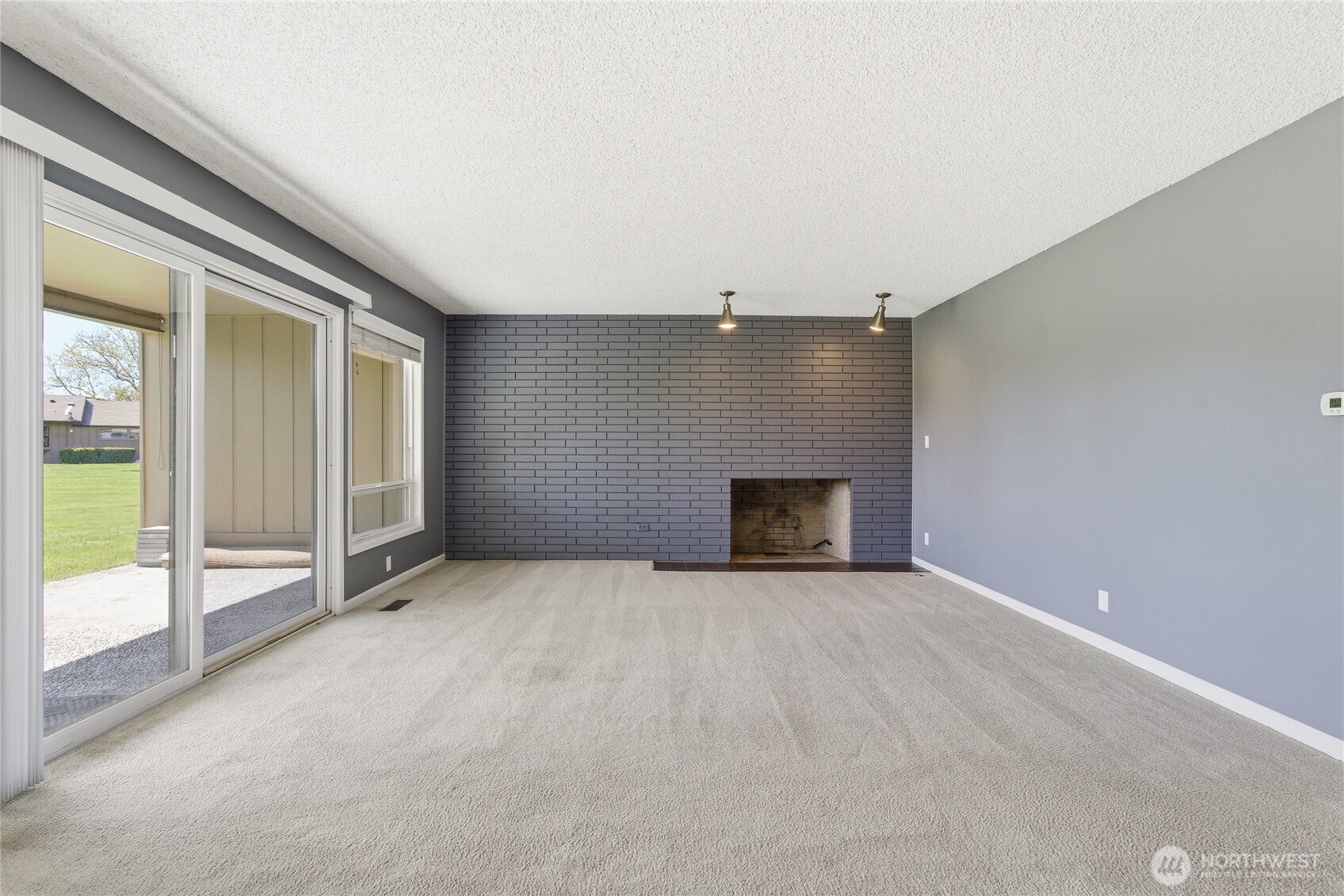 2100 Plaza Way 103 Property Photo 11