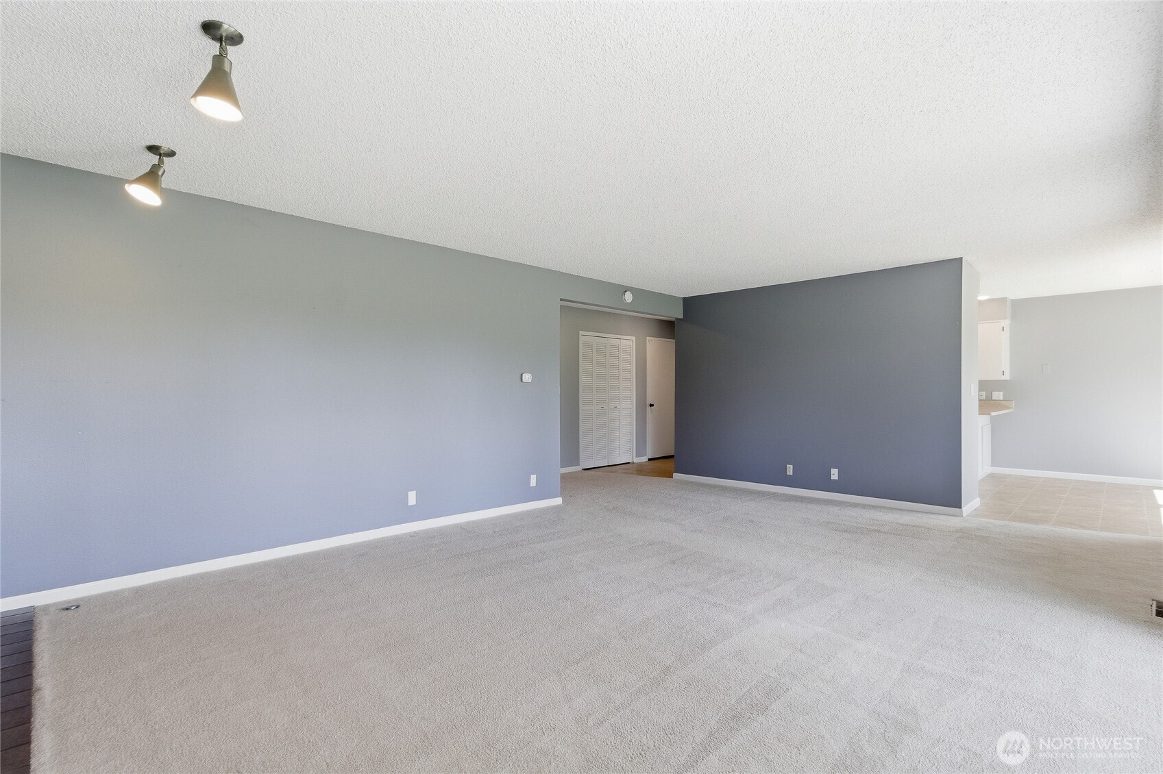 2100 Plaza Way 103 Property Photo 15