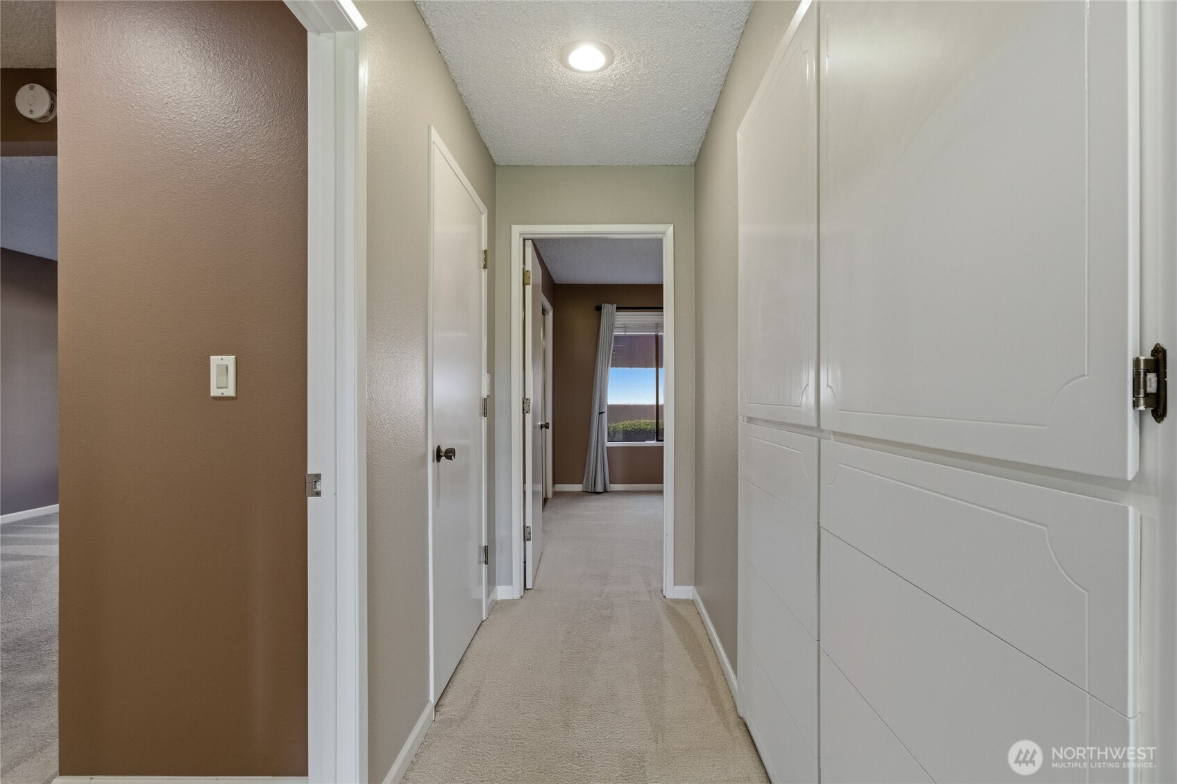 2100 Plaza Way 103 Property Photo 18