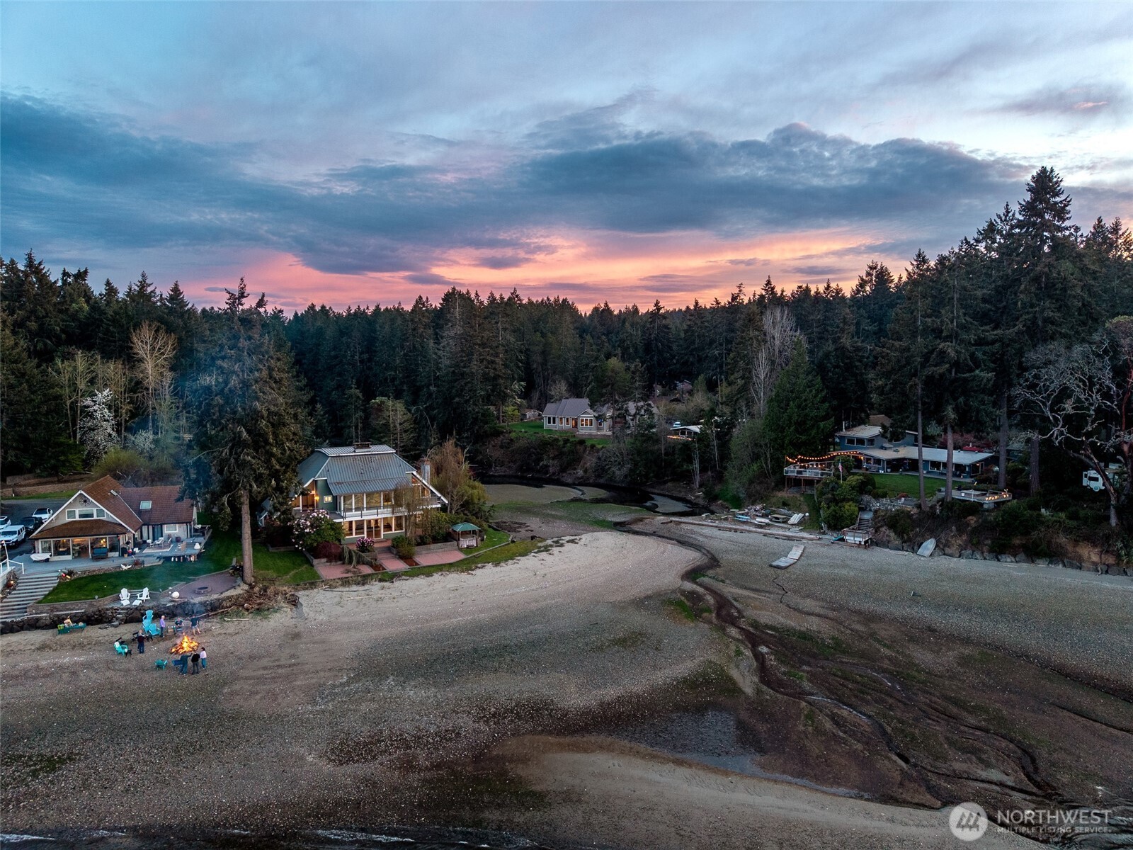 1105 14th Avenue Property Photo 4