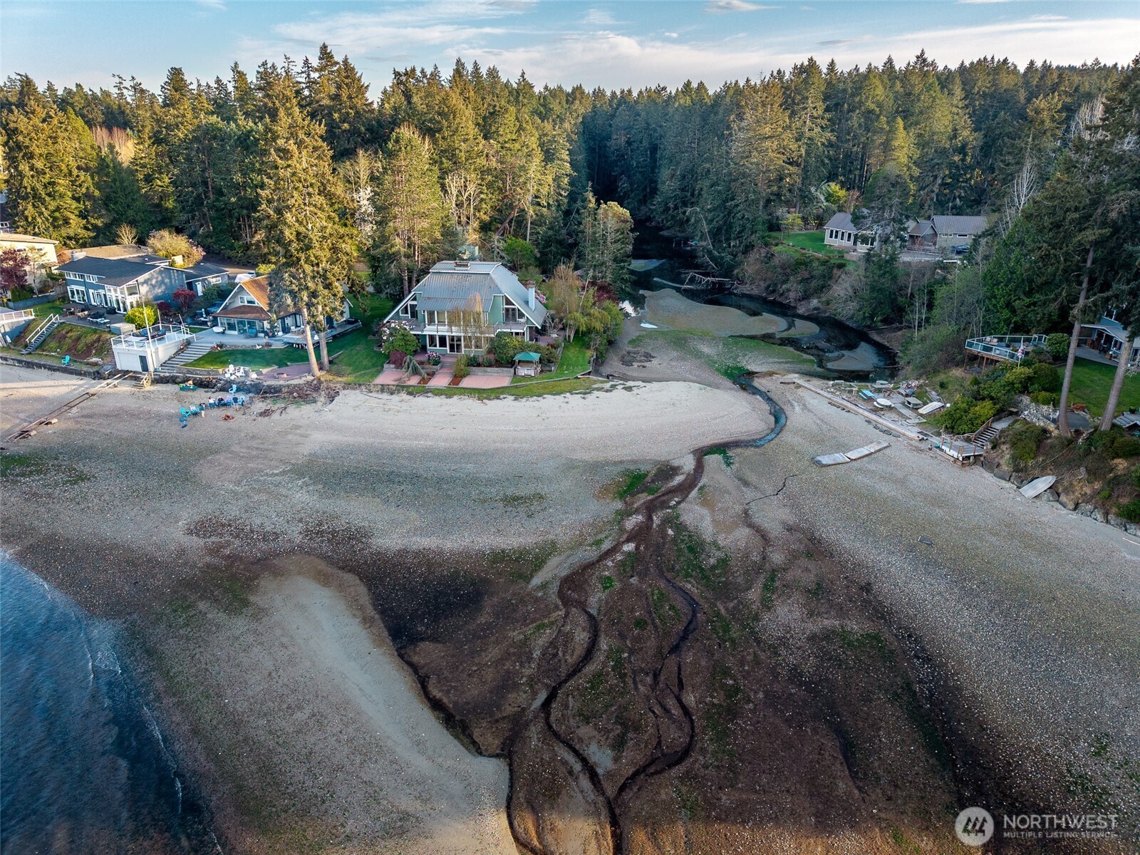 1105 14th Avenue Property Photo 5