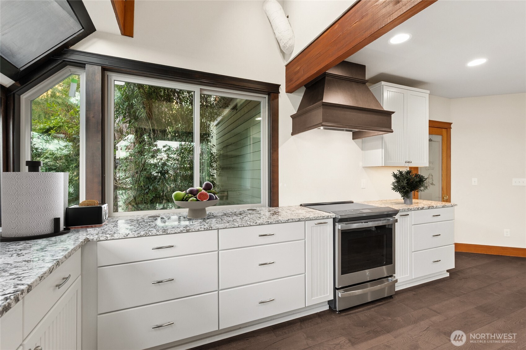 1105 14th Avenue Property Photo 15