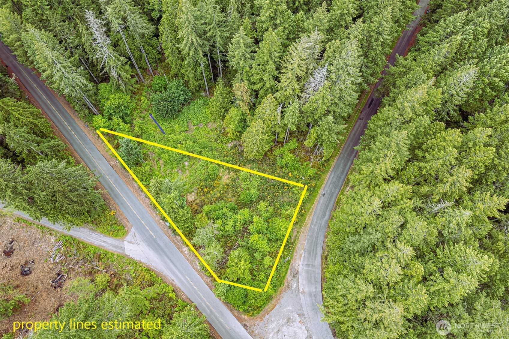 811 Herron Road Property Photo 2