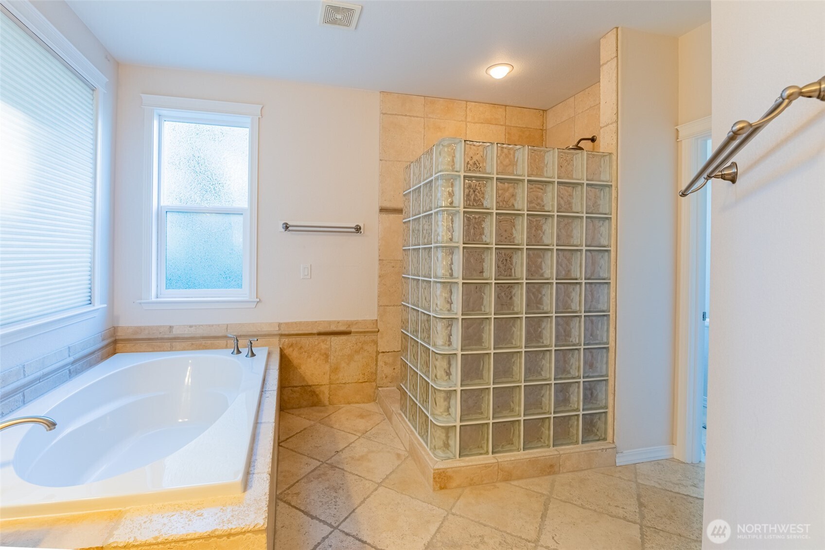 724 Alma Lane Property Photo 18