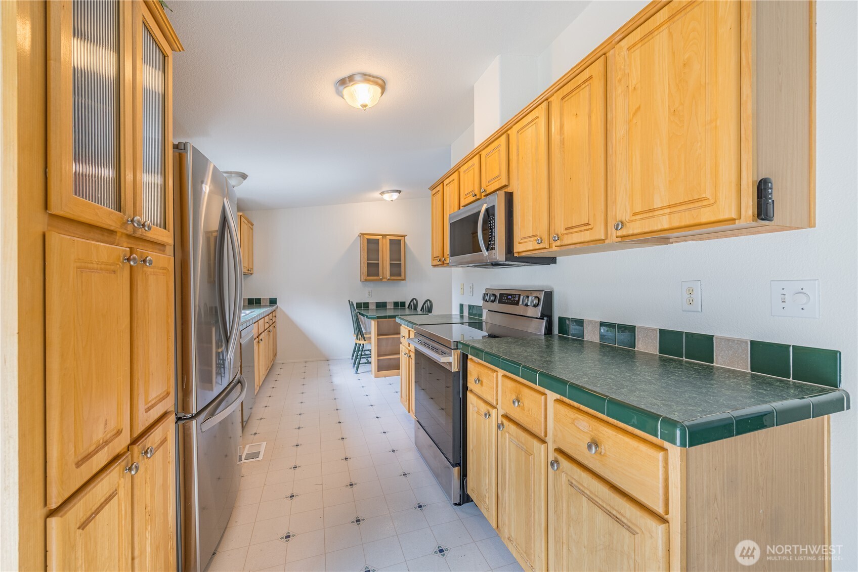 122 Derrick Road Property Photo 14