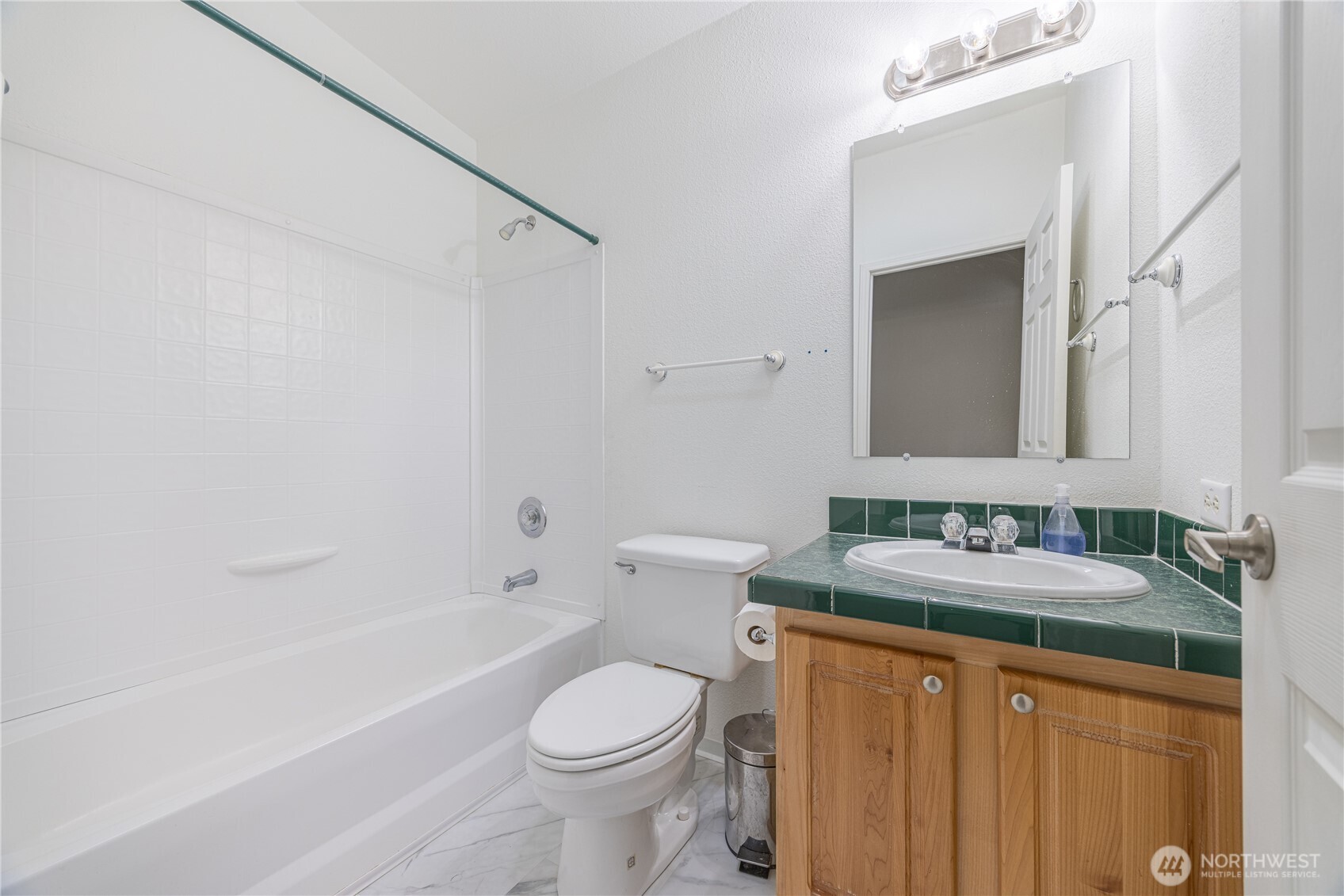 122 Derrick Road Property Photo 19